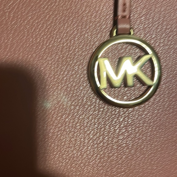 NWT Michael Kors AVRIL XL Top Zip Tote Handbag Rose Msrp:$558.00. - Picture 6 of 10